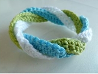 instructables emilyvanleemput Intertwined Crochet Bracelet